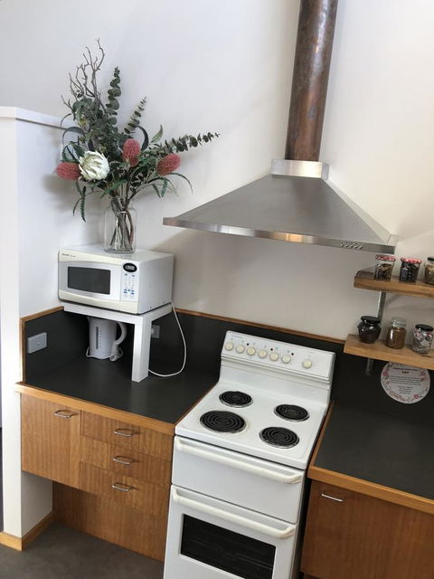 The PC Cottage - Accommodation BNB 17