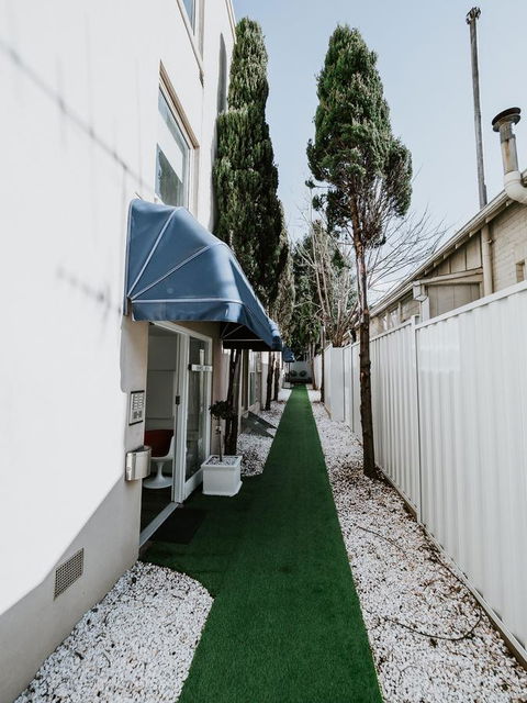 SoYa Apartment Hotel - Accommodation BNB 4