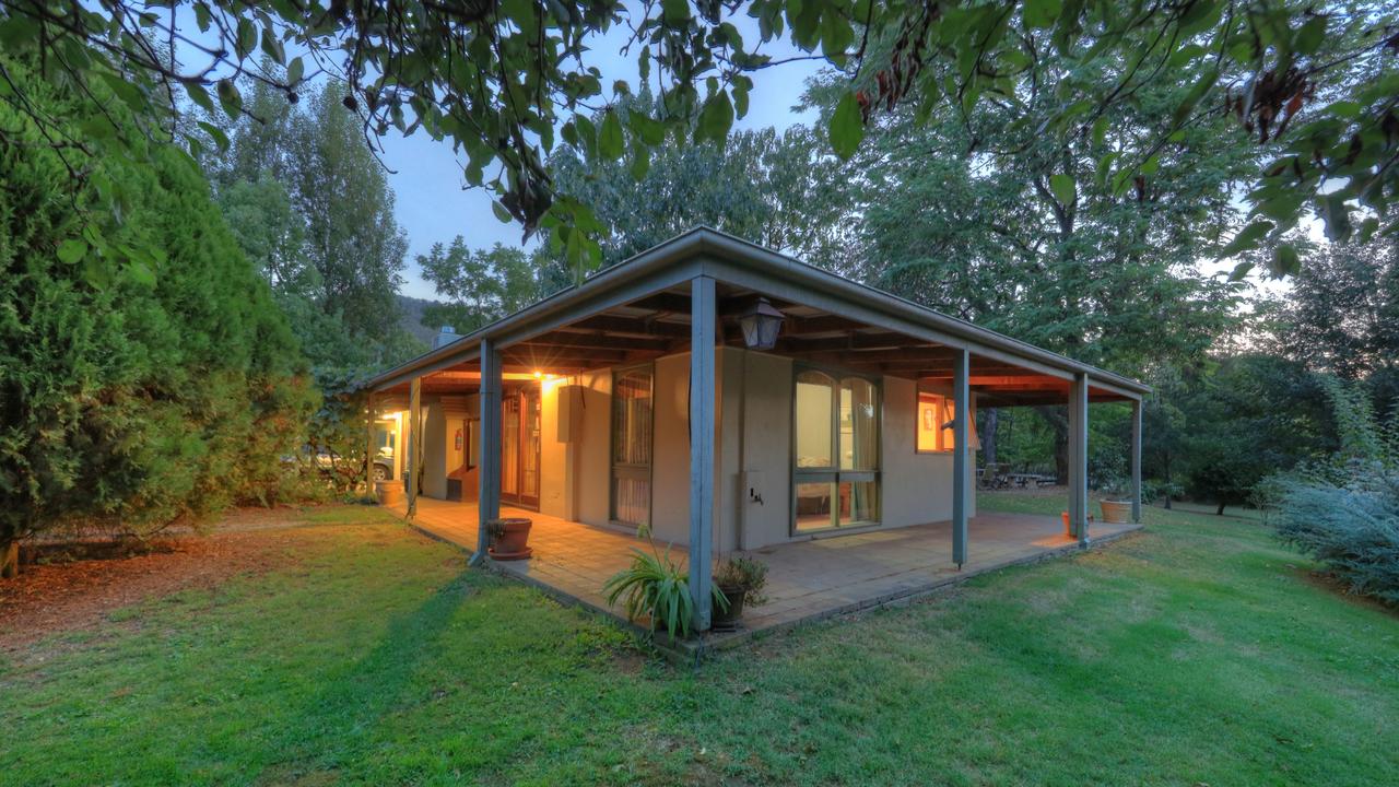 Porepunkah VIC Accommodation BNB