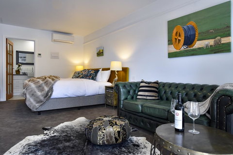 Daylesford Art Motel - Accommodation BNB 6