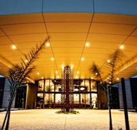 Quality Suites Seasons 5 - Accommodation BNB