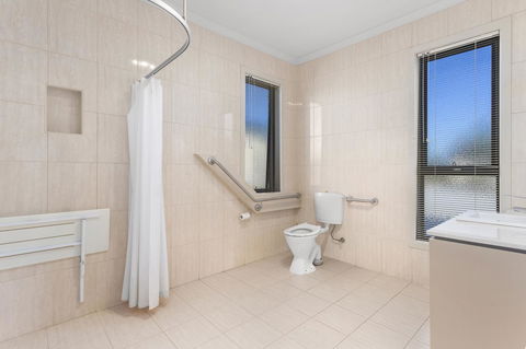 Quality Hotel Point Cook - Accommodation BNB 13