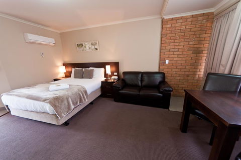 National Hotel Complex Bendigo - Accommodation BNB 11