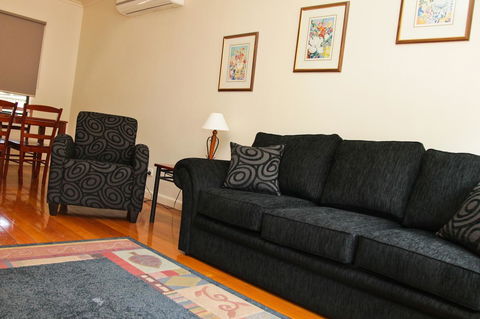National Hotel Complex Bendigo - Accommodation BNB 19