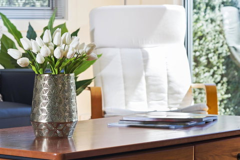 Bask At The Glade - Rejuvenate Stays - Accommodation BNB 12