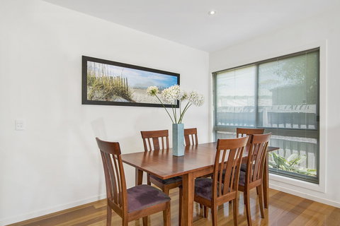 Bask At The Glade - Rejuvenate Stays - Accommodation BNB 11