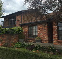 Bricks and Roses - Accommodation BNB