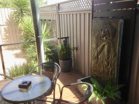 Black Lotus Townhouse - Accommodation BNB 2