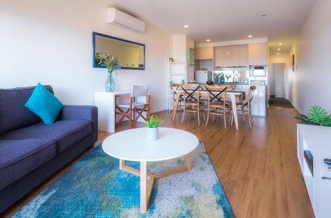 Waterfront Apt 234 Marinaquays - Accommodation BNB 7