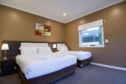 Buckingham Apartments - Accommodation BNB 3