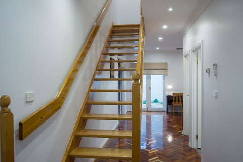 Buckingham Apartments - Accommodation BNB 8