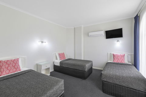 Cathedral Motor Inn - Accommodation BNB 11
