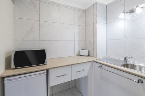 Cathedral Motor Inn - Accommodation BNB 14