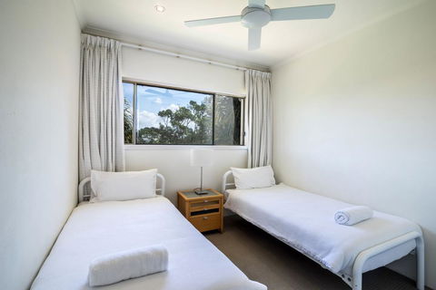 Sunseeker Holiday Apartments - Accommodation BNB 25
