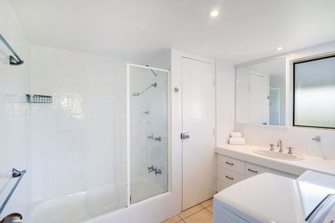 Sunseeker Holiday Apartments - Accommodation BNB 27