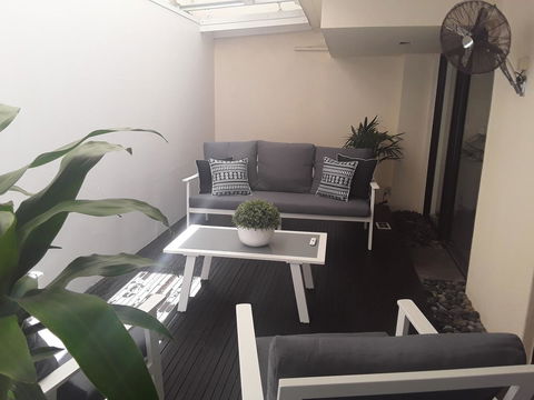Sunseeker Holiday Apartments - Accommodation BNB 12