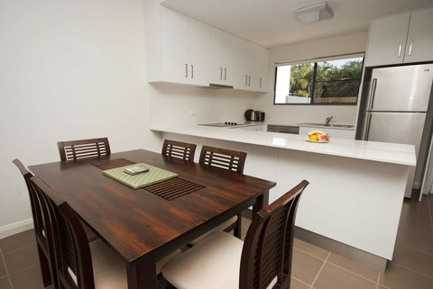 Woodville Beach Townhouse 6 - Accommodation BNB 7