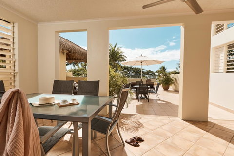 Sea Change Beachfront Apartments - Accommodation BNB 10