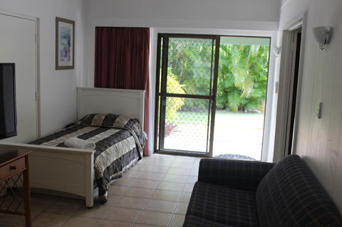 Amaroo On Mandalay, Magnetic Island - Accommodation BNB 21