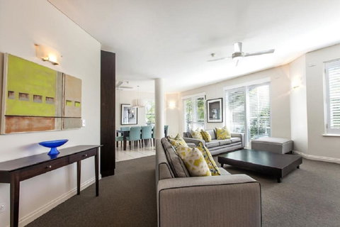 Emerald Noosa - Accommodation BNB 7