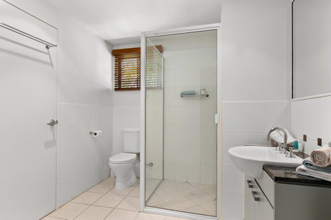 Blue Lagoon Resort - Accommodation BNB 10