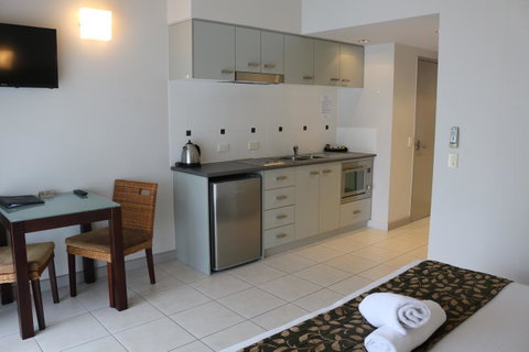 Blue Lagoon Resort - Accommodation BNB 11