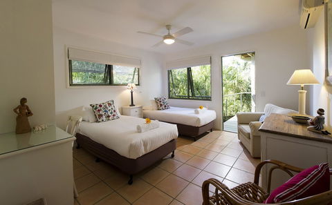 The Retreat Beach Houses - Accommodation BNB 10