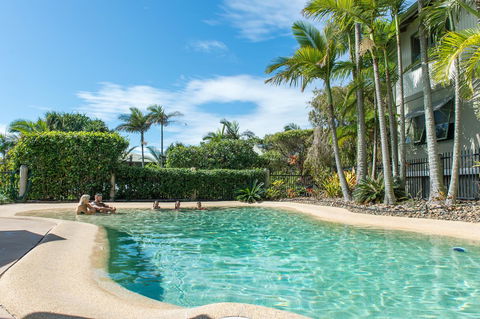 The Retreat Beach Houses - Accommodation BNB 2