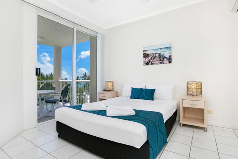 On The Beach Apartments - Accommodation BNB 22