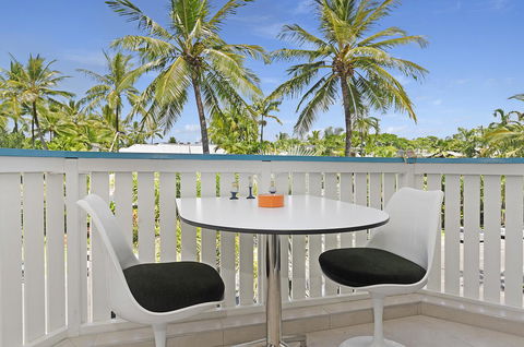 By The Sea Port Douglas - Accommodation BNB 18