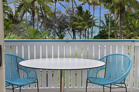 By The Sea Port Douglas - Accommodation BNB 5
