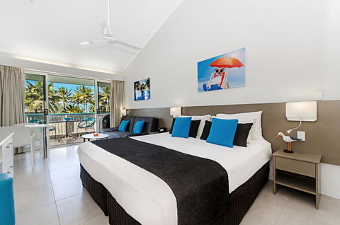 By The Sea Port Douglas - Accommodation BNB 4
