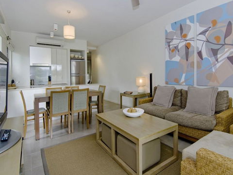 Beach Club Port Douglas Luxury Apartments - Accommodation BNB 2