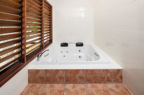 Paradise On The Beach Resort - Accommodation BNB 19