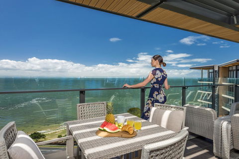 Oaks Redcliffe Mon Komo Suites - Accommodation BNB 18