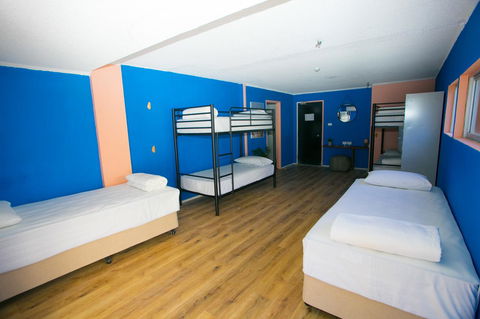 Rainbow Bay Backpackers - Accommodation BNB 13