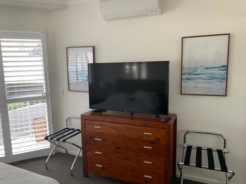 Riverside - Accommodation BNB 8