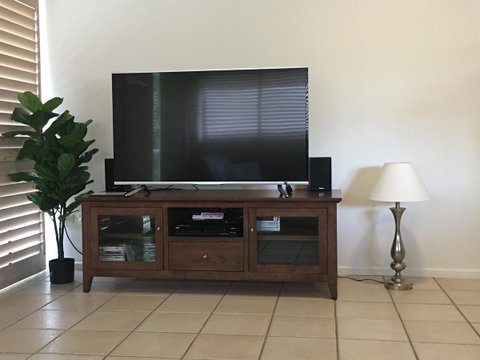 Riverside - Accommodation BNB 24
