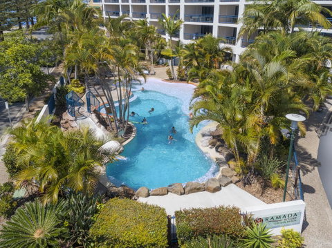 Ramada Resort By Wyndham Golden Beach - Accommodation BNB 0