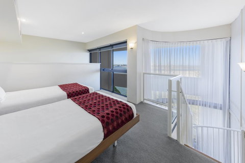 Ramada Resort By Wyndham Golden Beach - Accommodation BNB 11