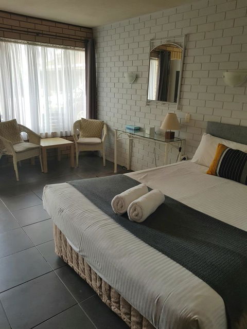 Twin Pines Motel - Accommodation BNB 17