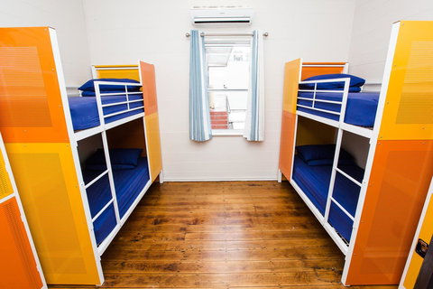 Mad Monkey Central - Accommodation BNB 6