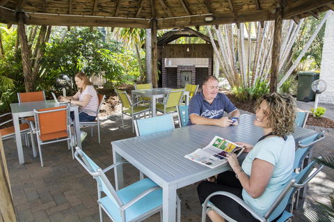 The Beach Motel Hervey Bay - Accommodation BNB 11