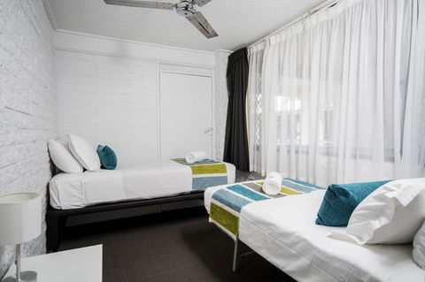 The Beach Motel Hervey Bay - Accommodation BNB 30