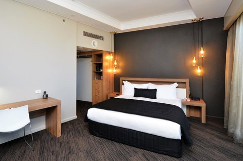 Hotel Grand Chancellor Townsville - Accommodation BNB 4