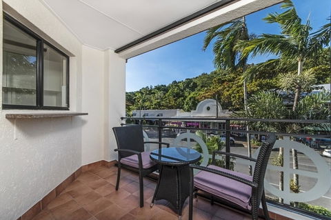 Regal Port Douglas - Accommodation BNB 11