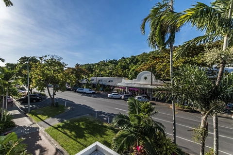 Regal Port Douglas - Accommodation BNB 10