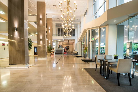 Pacific Hotel Cairns - Accommodation BNB 8