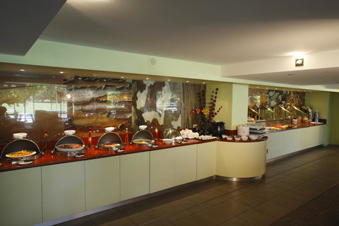 Pacific Hotel Cairns - Accommodation BNB 31