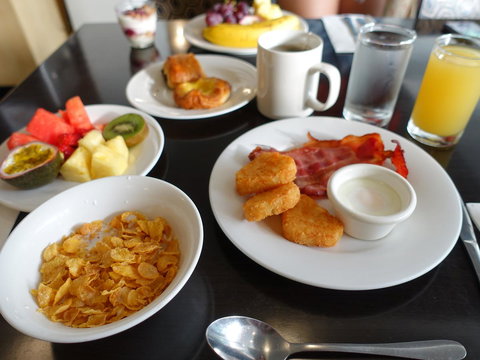 Pacific Hotel Cairns - Accommodation BNB 14